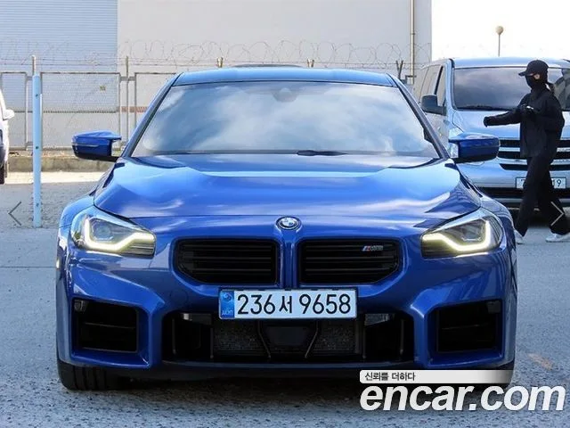 2025 BMW M2