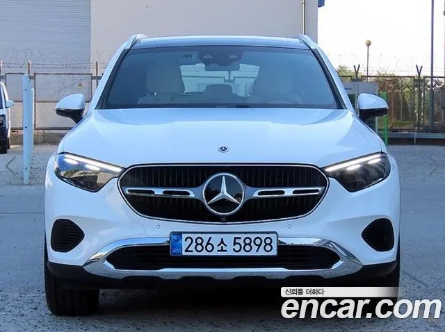 2026 Mercedes-Benz GLC-Class