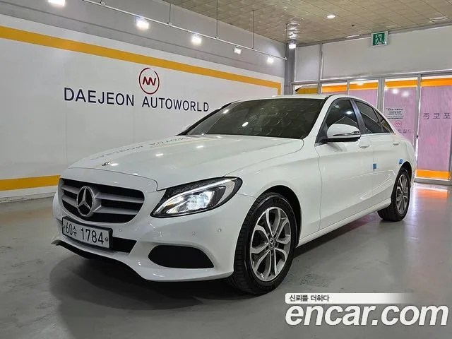 2018 Mercedes-Benz C-Class
