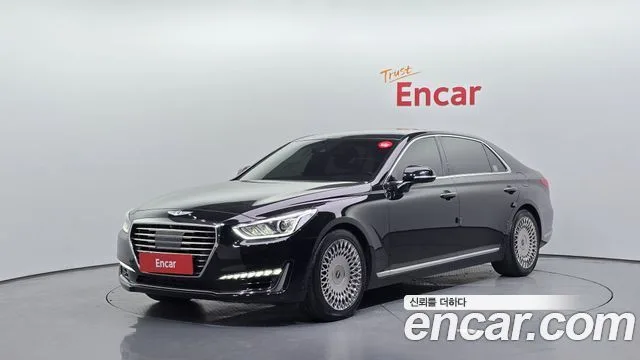 2017 Genesis EQ900