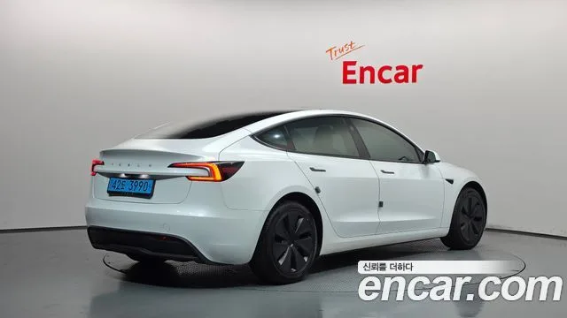 2024 Tesla Model 3, foto 2