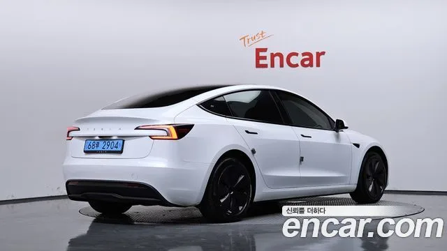 2024 Tesla Model 3, foto 2