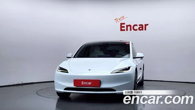 2024 Tesla Model 3, foto 3