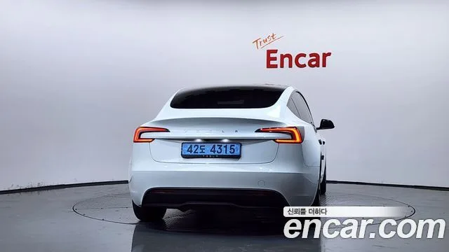 2024 Tesla Model 3, foto 4