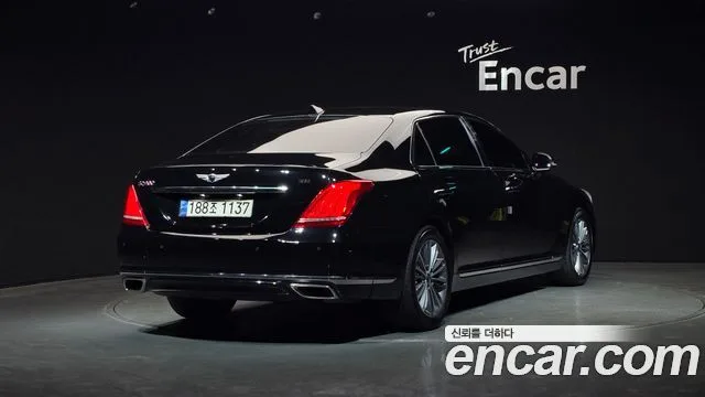 2017 Genesis EQ900, foto 2