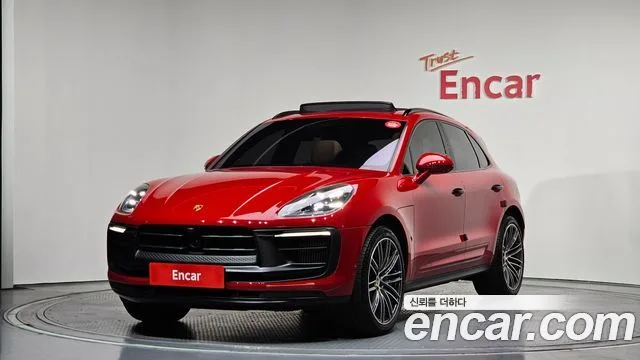 2023 Porsche Macan