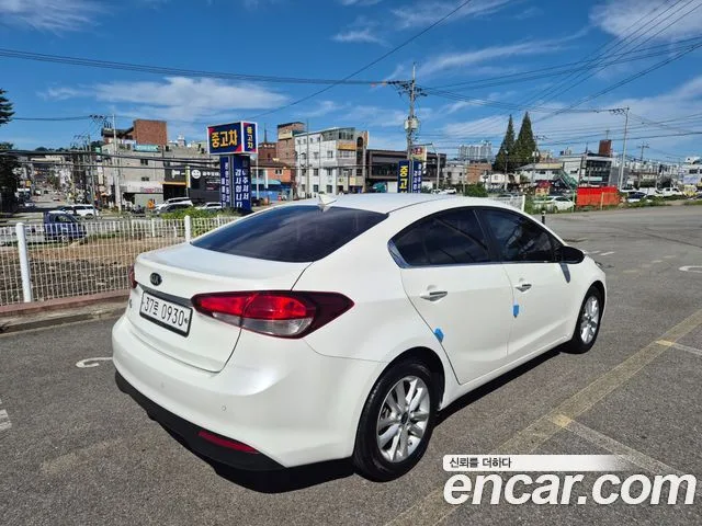 2016 Kia K3, foto 4