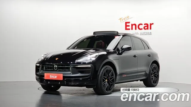 2023 Porsche Macan