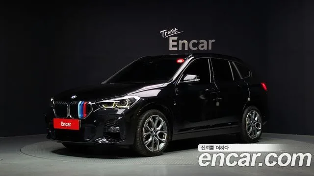 2022 BMW X1