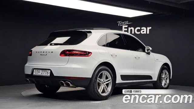 2017 Porsche Macan, foto 2