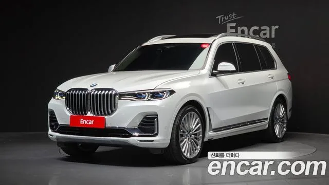 2021 BMW X7