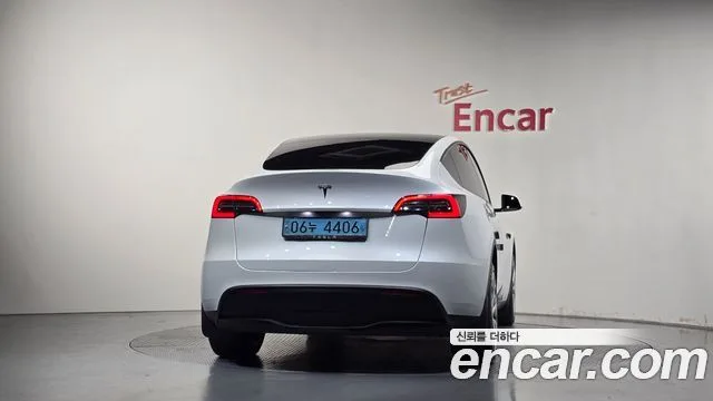 2022 Tesla Model Y, foto 3