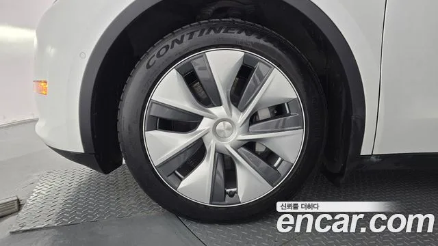 2022 Tesla Model Y, foto 4