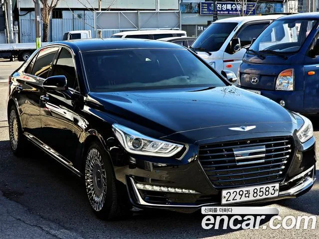 2016 Genesis EQ900