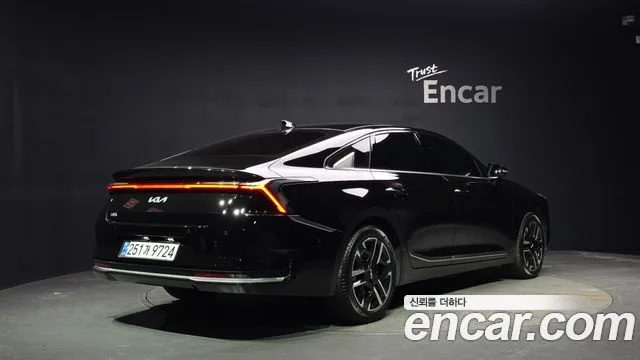 2025 Kia K8