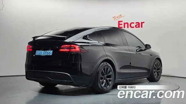 2023 Tesla Model X, foto 2