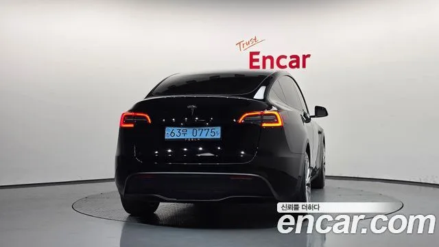 2024 Tesla Model Y, foto 4