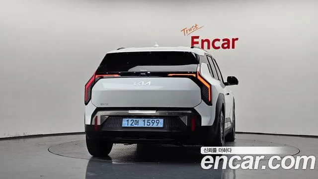 2026 Kia EV3, foto 3