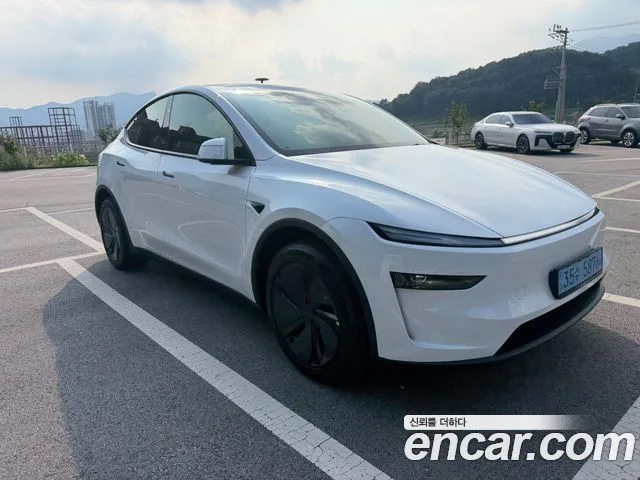 2026 Tesla Model Y
