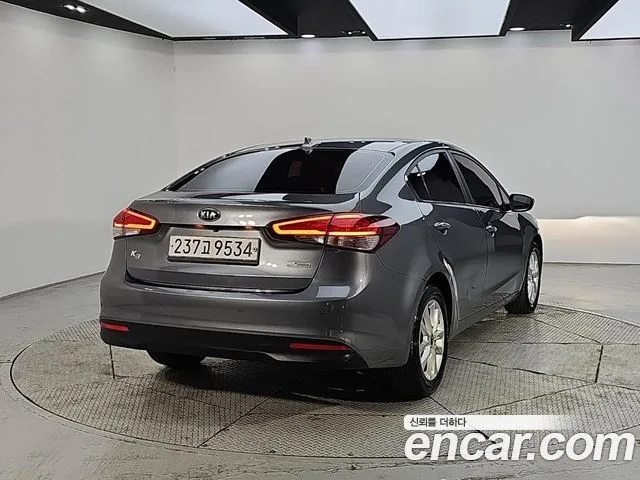 2016 Kia K3, foto 2