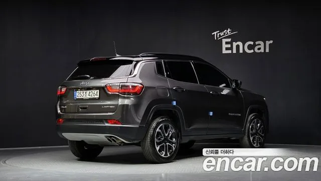 2022 Jeep Compass, foto 2