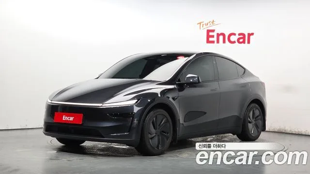 2025 Tesla Model Y
