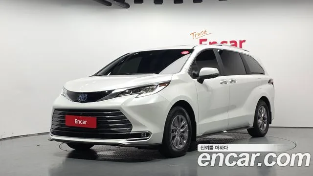 2025 Toyota Sienna