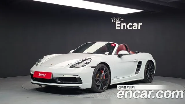 2019 Porsche 718