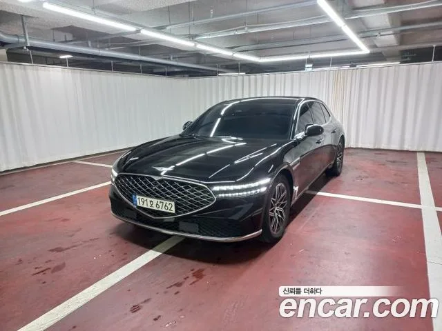 2023 Genesis G90