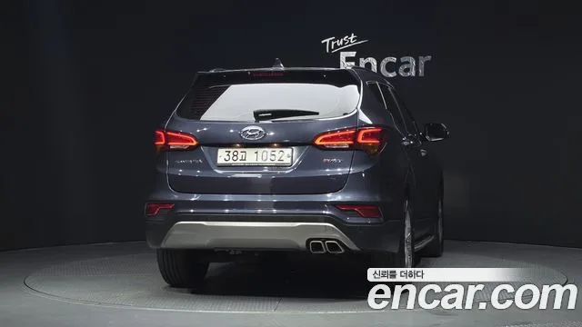 2017 Hyundai Santa Fe, foto 4