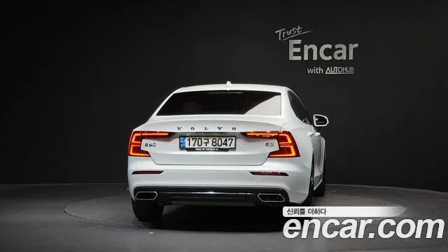 2021 Volvo S60, foto 4