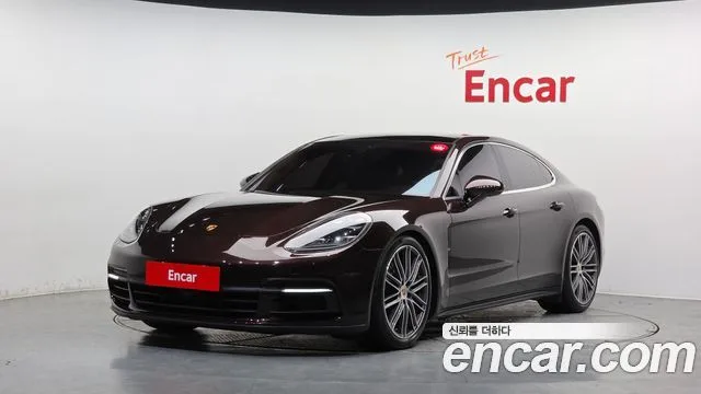 2018 Porsche Panamera