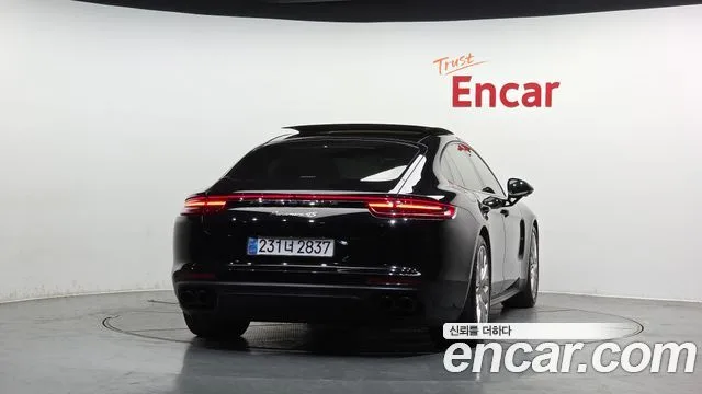 2018 Porsche Panamera, foto 4