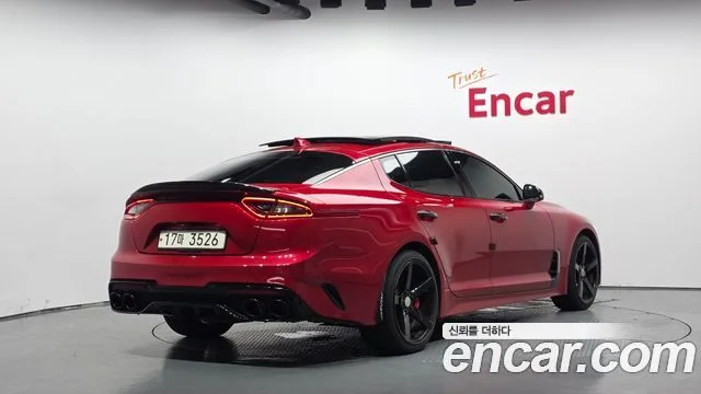 2018 Kia Stinger, foto 2