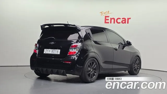 2017 Chevrolet Aveo, foto 2