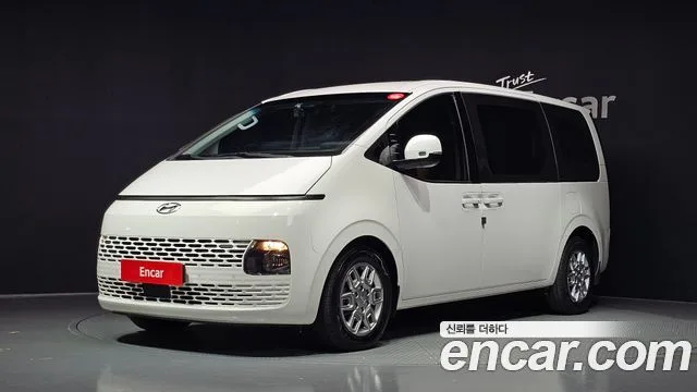 2022 Hyundai Staria