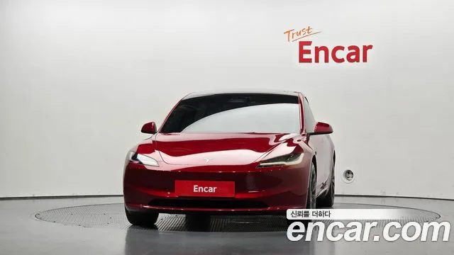 2024 Tesla Model 3, foto 3