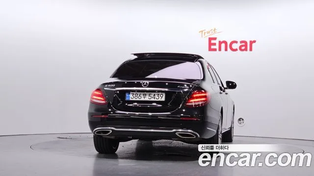 2017 Mercedes-Benz E-Class, foto 4