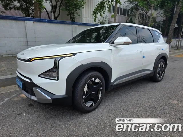2026 Kia EV5