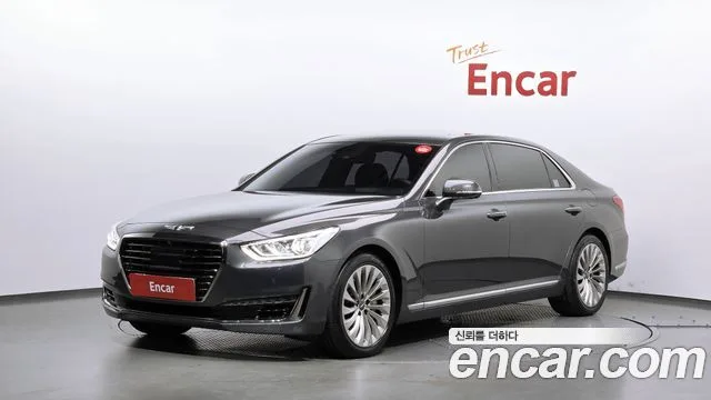 2018 Genesis EQ900
