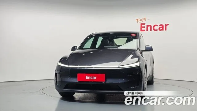 2026 Tesla Model Y, foto 3