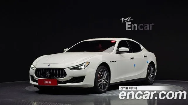 2020 Maserati Ghibli