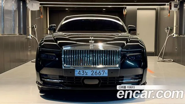 2025 Rolls-Royce Spectre