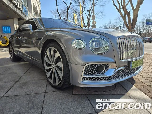 2022 Bentley Flying Spur