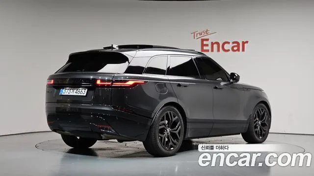 2025 Land Rover Range Rover Velar