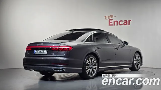 2021 Audi A8