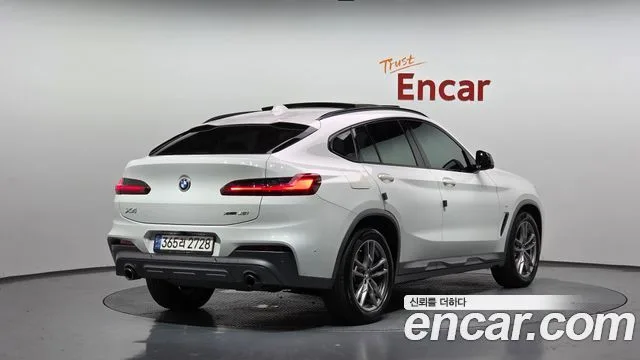 2021 BMW X4