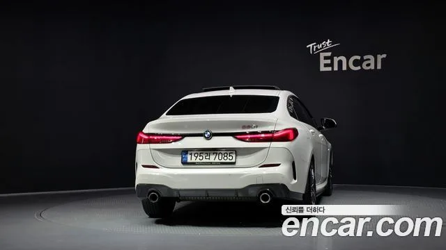 2021 BMW 2-Series, foto 4