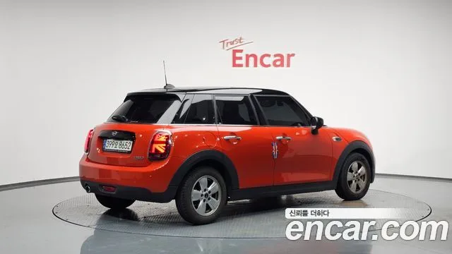 2021 Mini Cooper, foto 2