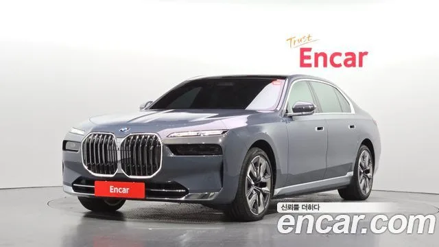 2023 BMW i7